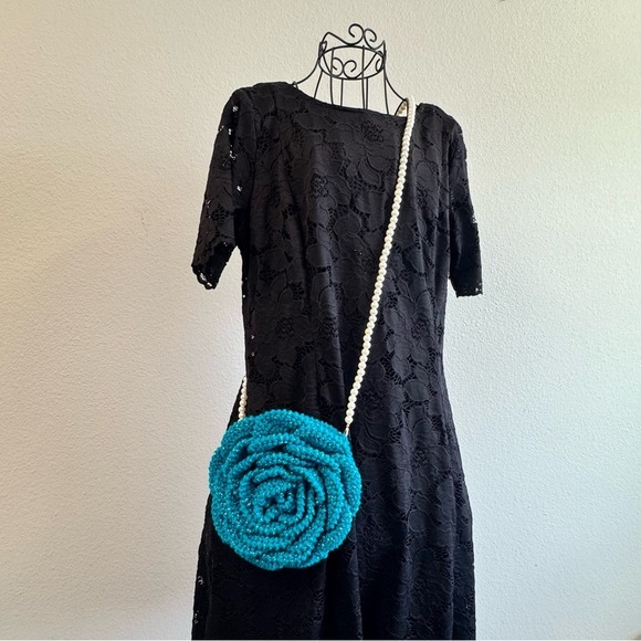 Hand Crocheted Sparkling Blue Rose Purse - Picture 6 of 15
